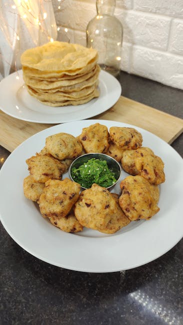 Traditional Dhuska dish from Jharkhand, India — Authentic recipe from Eat By State