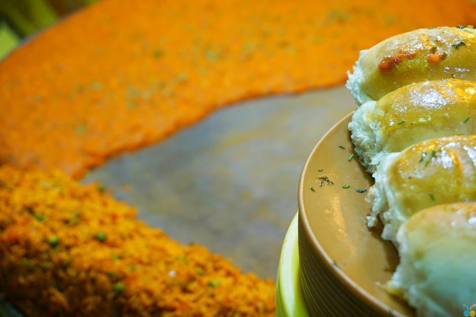 Traditional Pav Bhaji dish from Maharashtra, India — Authentic recipe from Eat By State